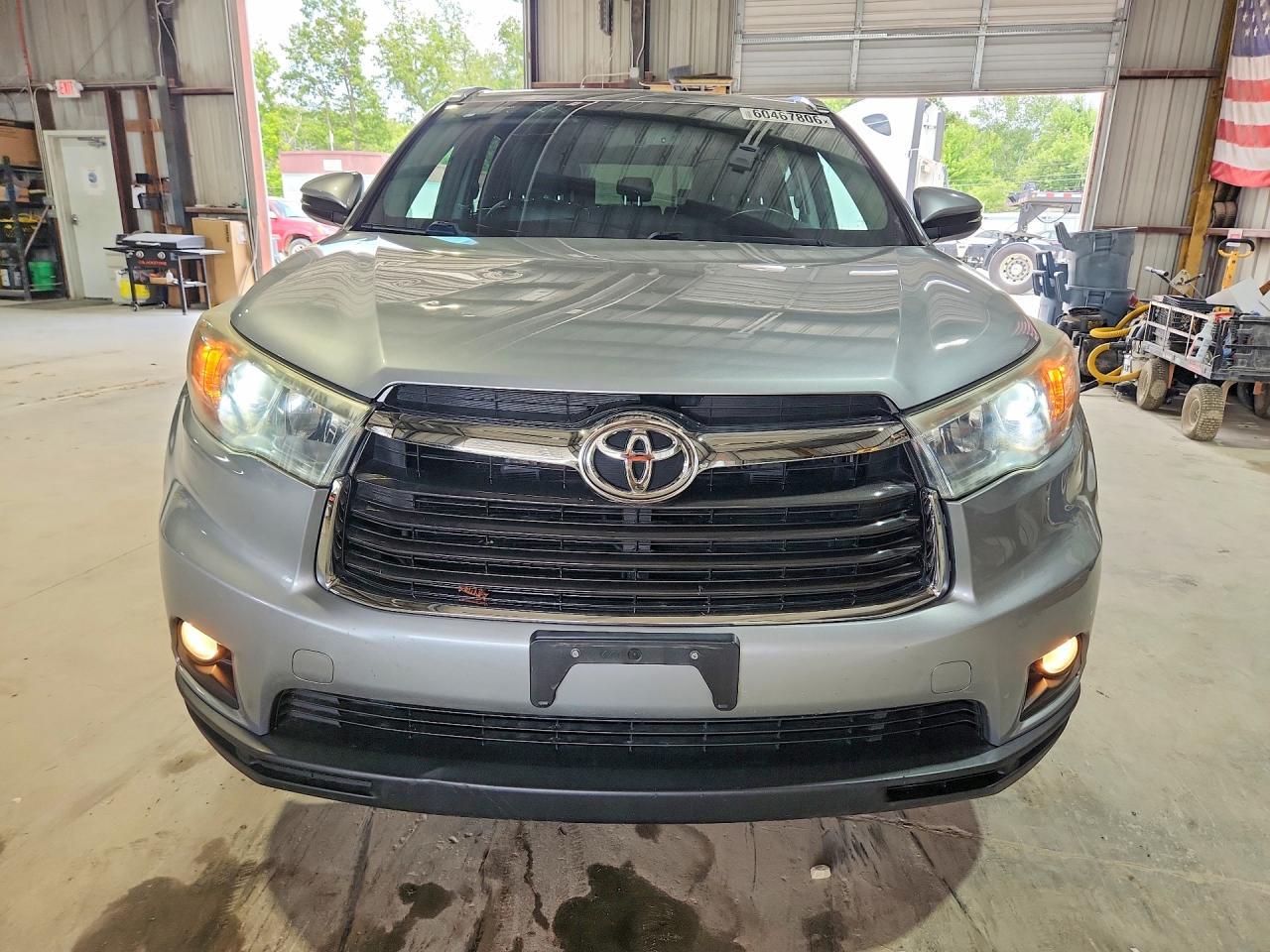 2015 Toyota Highlander Xle - Фото 5