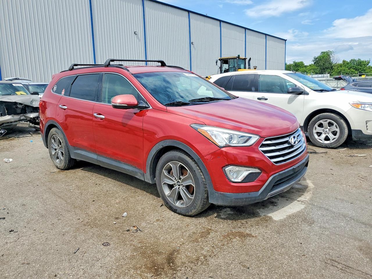 2013 Hyundai Santa Fe Gls - Image 4