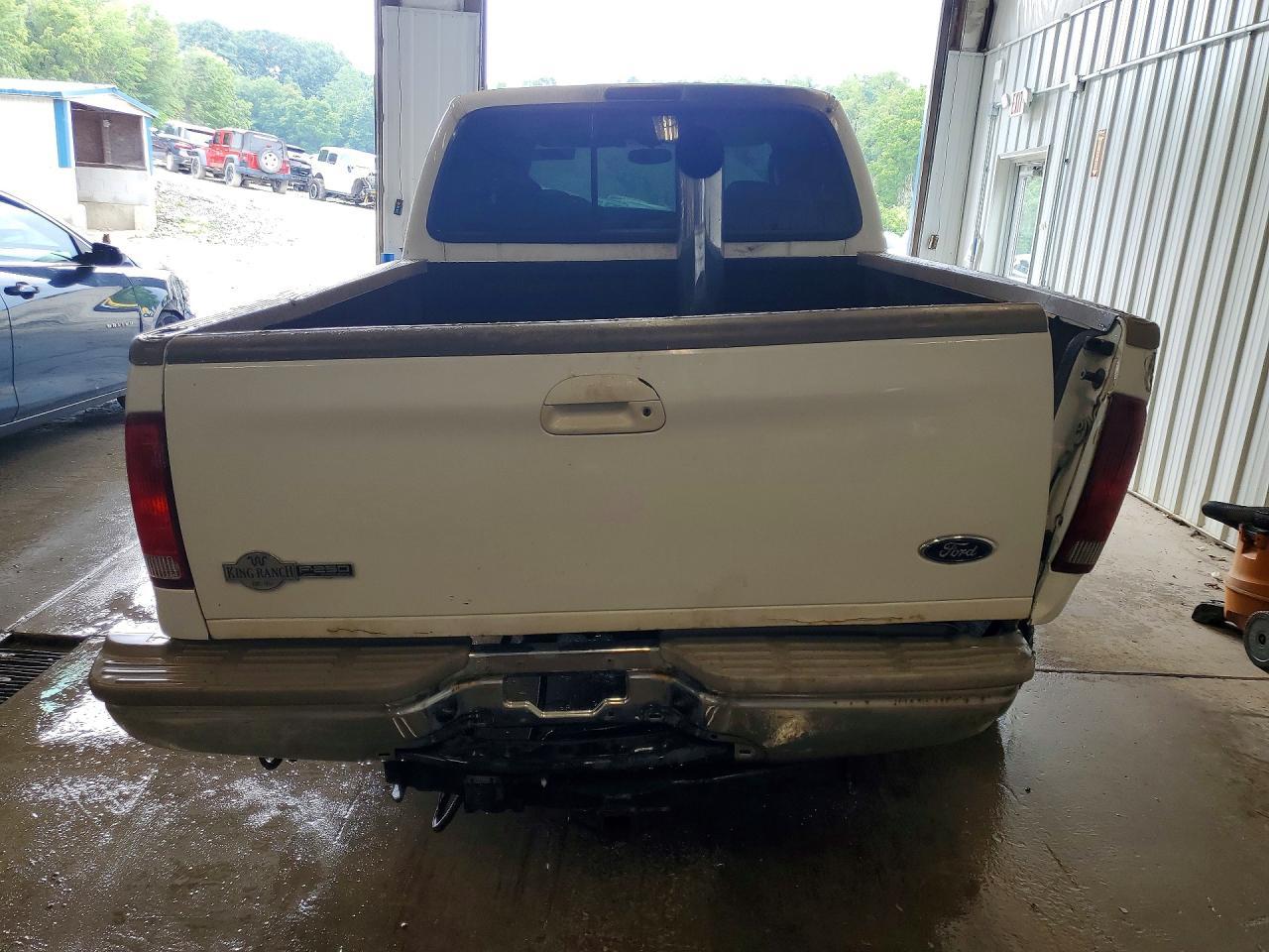 2005 Ford F250 Super Duty - Image 6