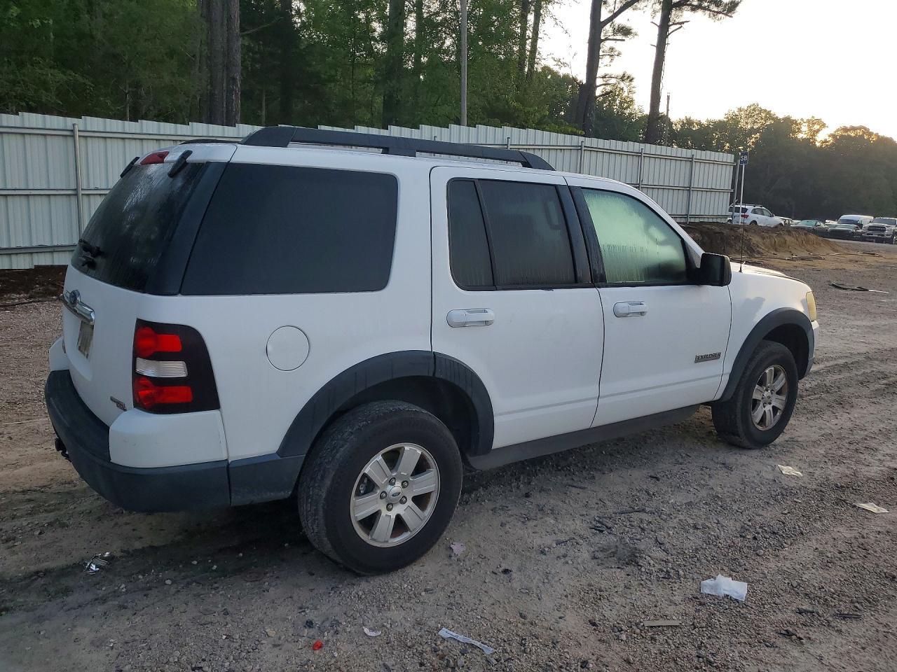 2007 Ford Explorer Xlt - Фото 3