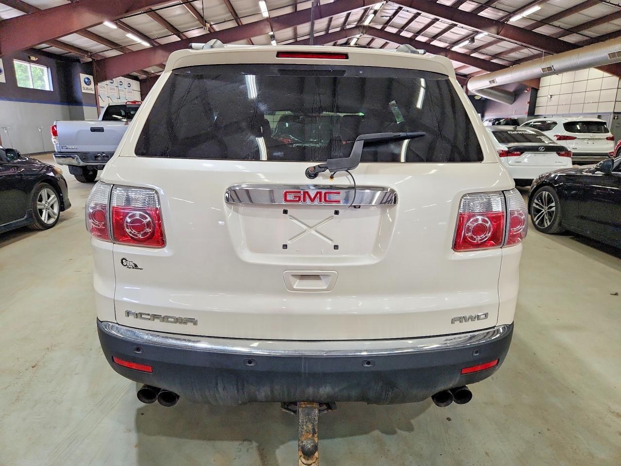 2012 GMC Acadia Sle - Image 6