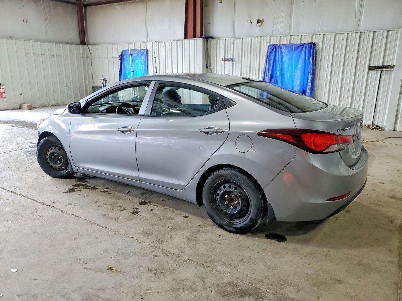 2016 Hyundai Elantra Se - Фото 2