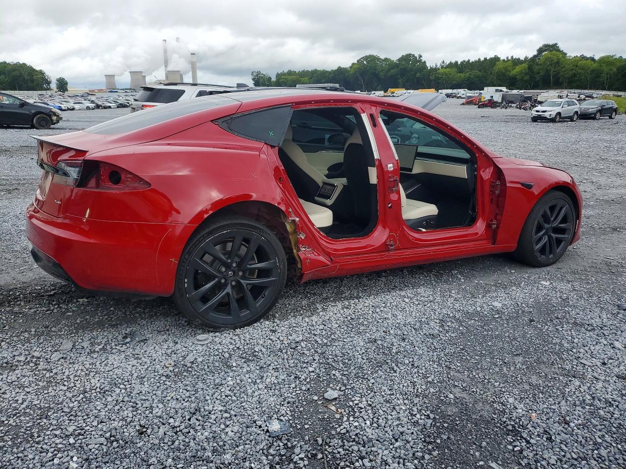 2022 Tesla Model S - Image 3