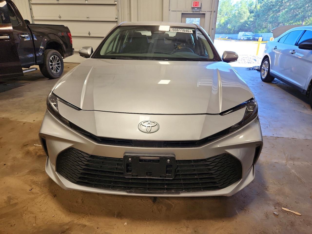 2025 Toyota Camry Le - Image 5
