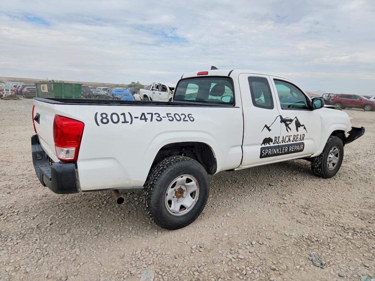 2017 Toyota Tacoma Sr - Фото 3