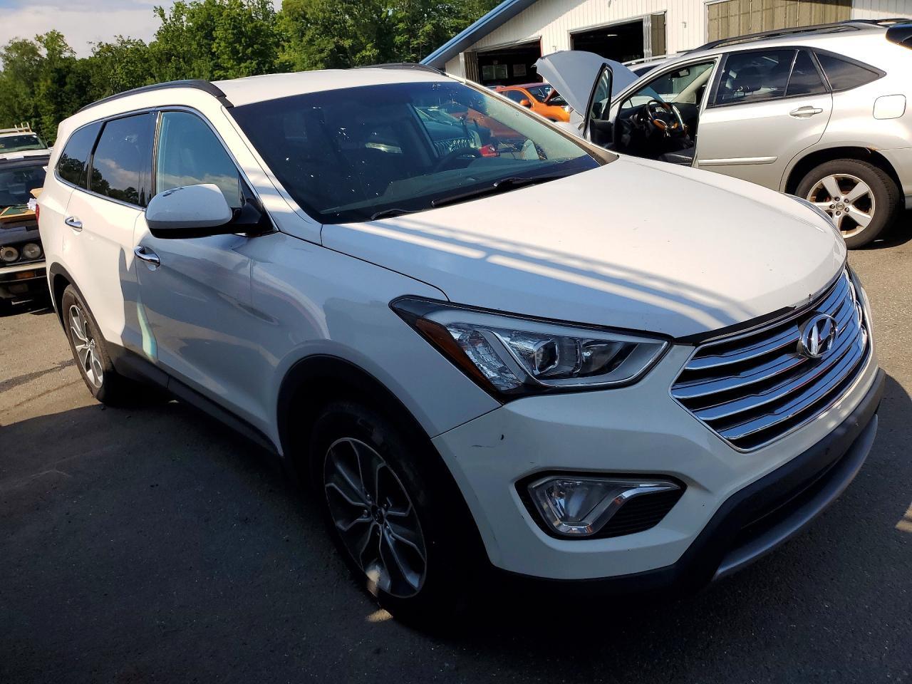 2016 Hyundai Santa Fe Se - Фото 4
