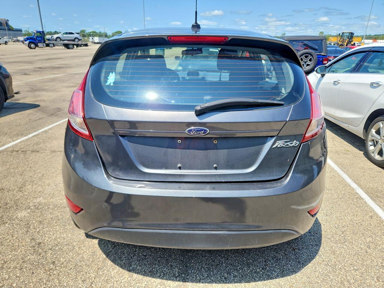 2017 Ford Fiesta Se - Image 6