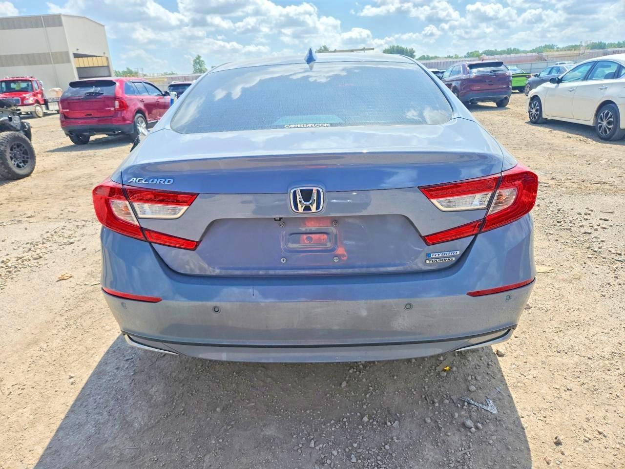 2021 Honda Accord Touring Hybrid - Image 6
