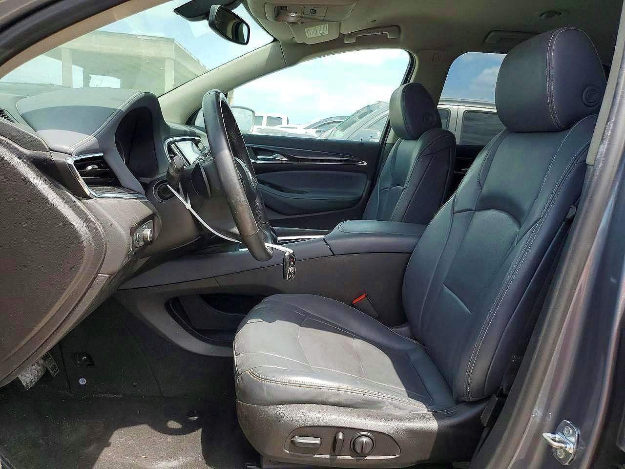 2018 Buick Enclave Essence - Image 7