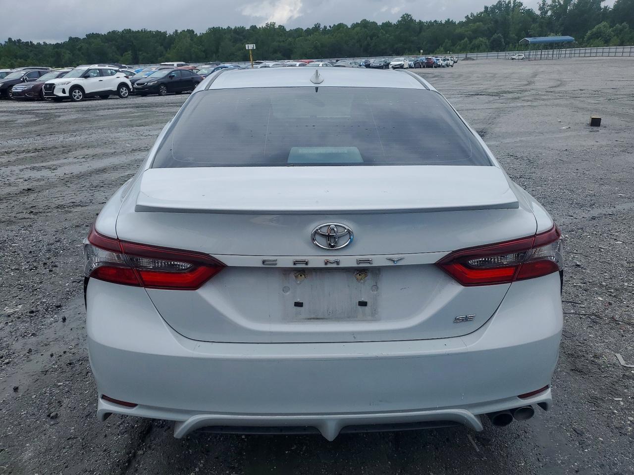 2024 Toyota Camry Se - Фото 6
