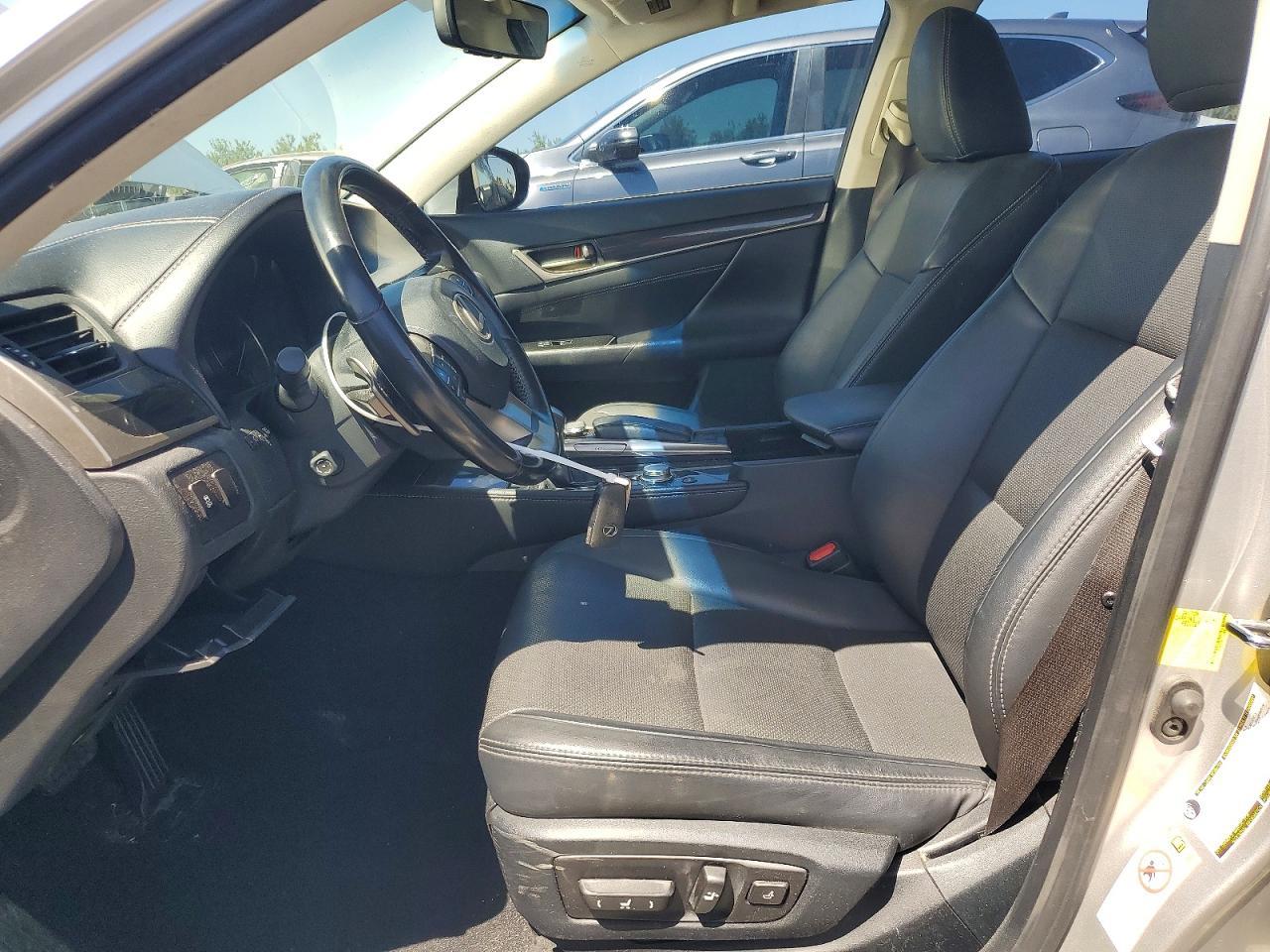 2016 Lexus Gs 200T Base - Фото 7