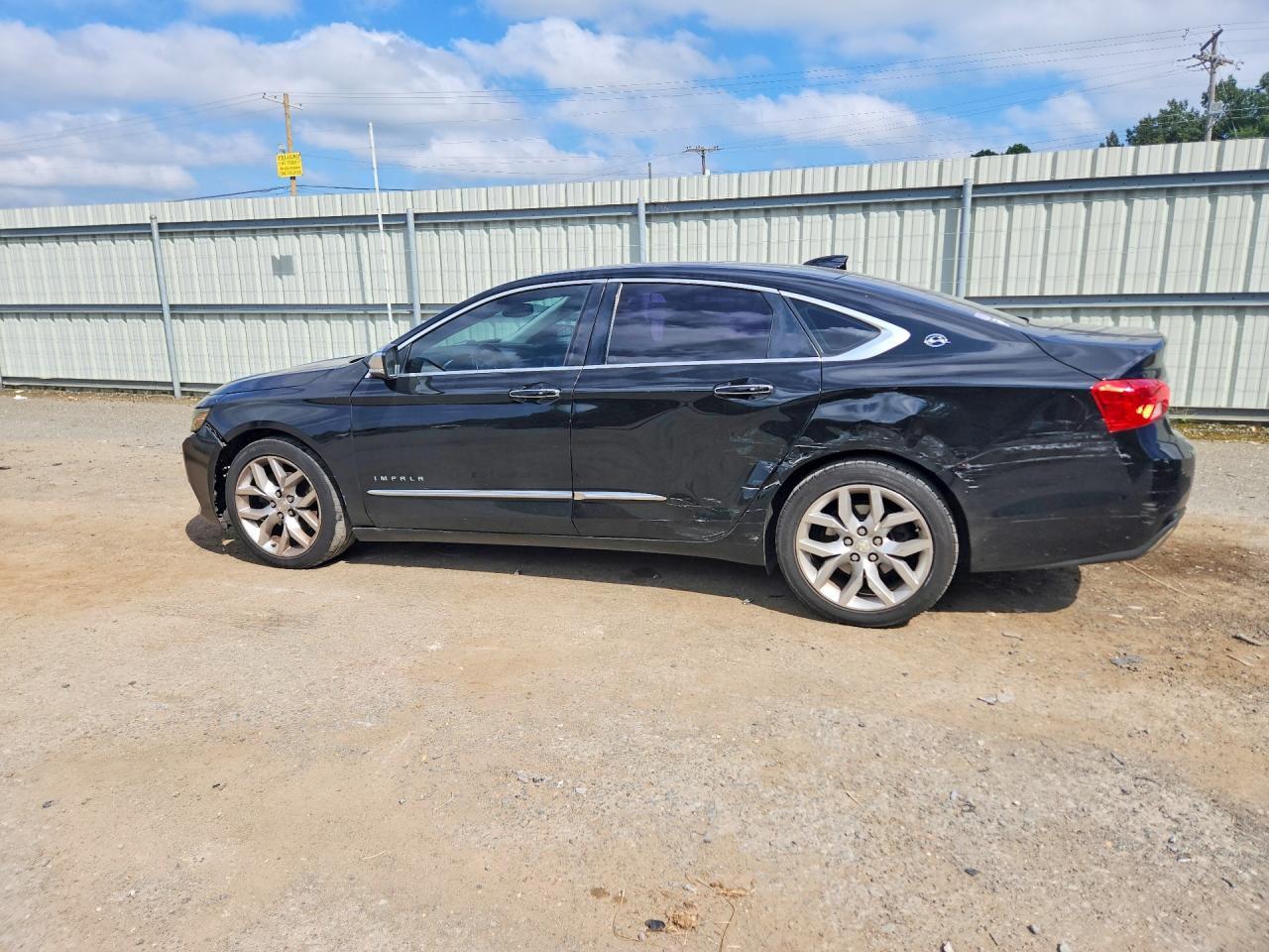2015 Chevrolet Impala Ltz - Image 2