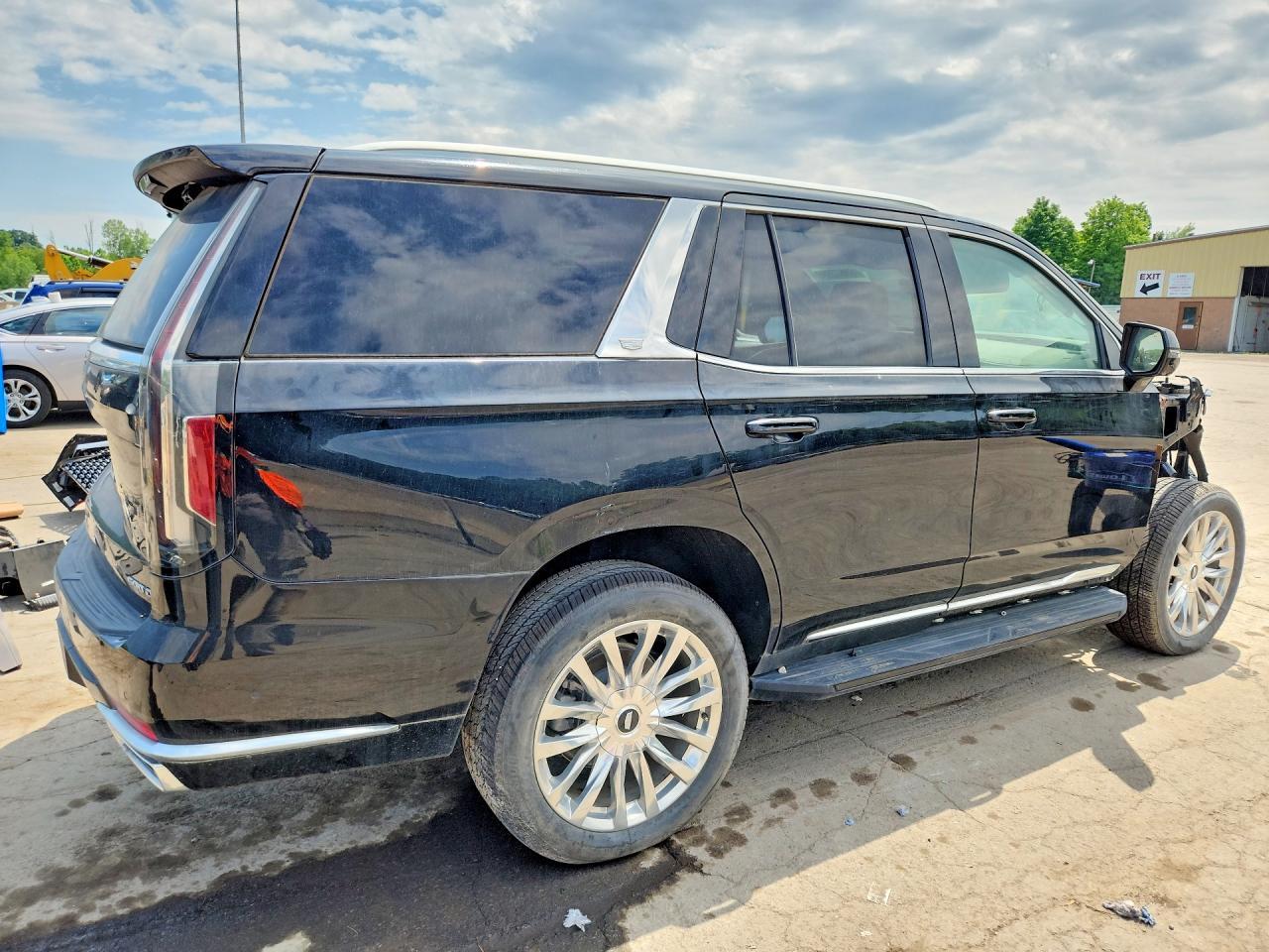 2022 Cadillac Escalade Premium Luxury - Фото 3