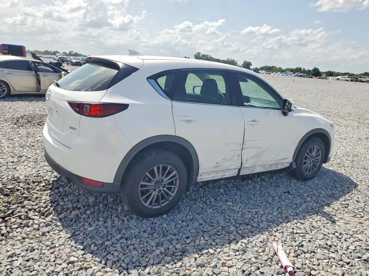2017 Mazda Cx-5 Sport - Фото 3