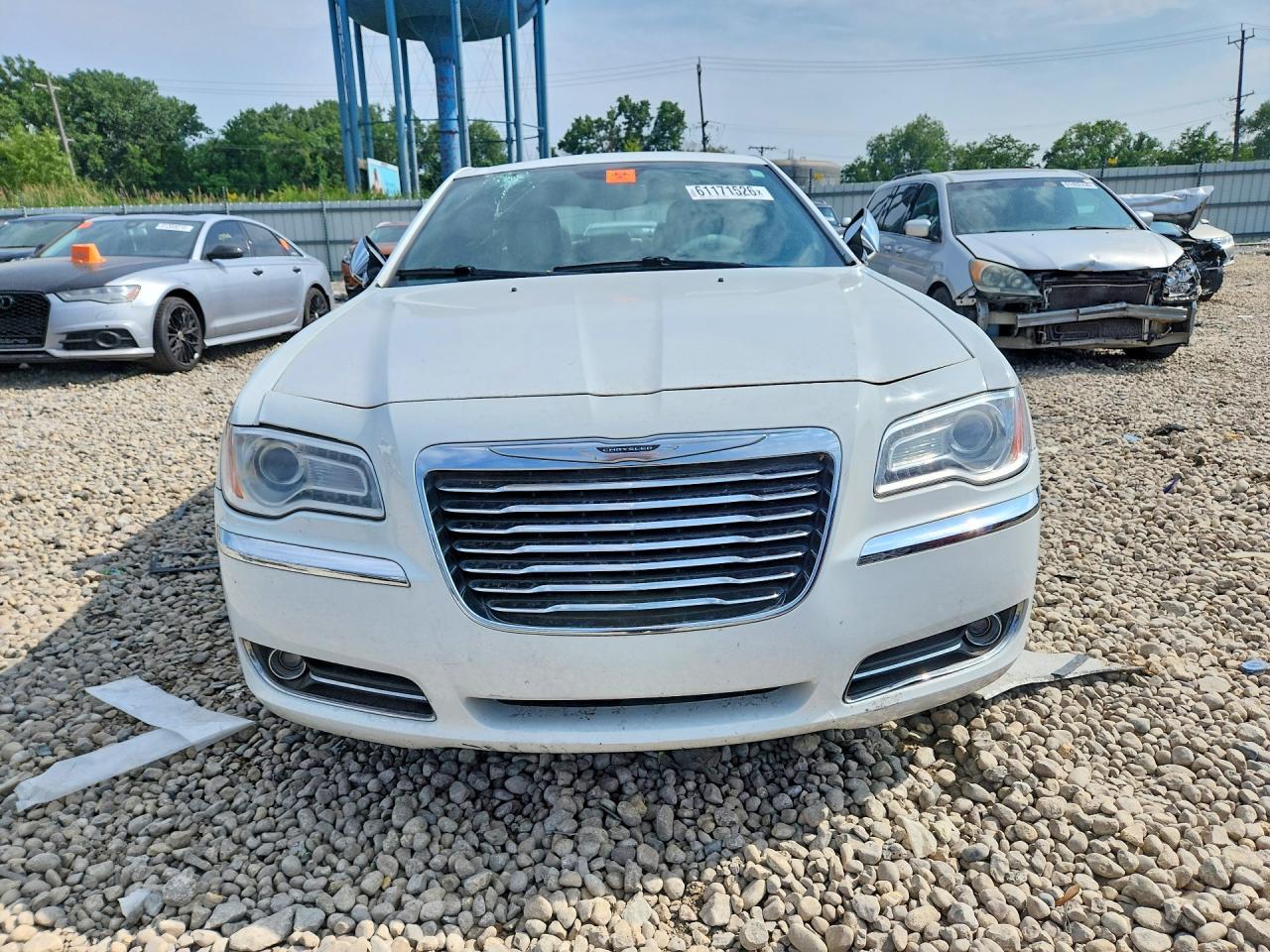 2014 Chrysler 300 - Фото 5