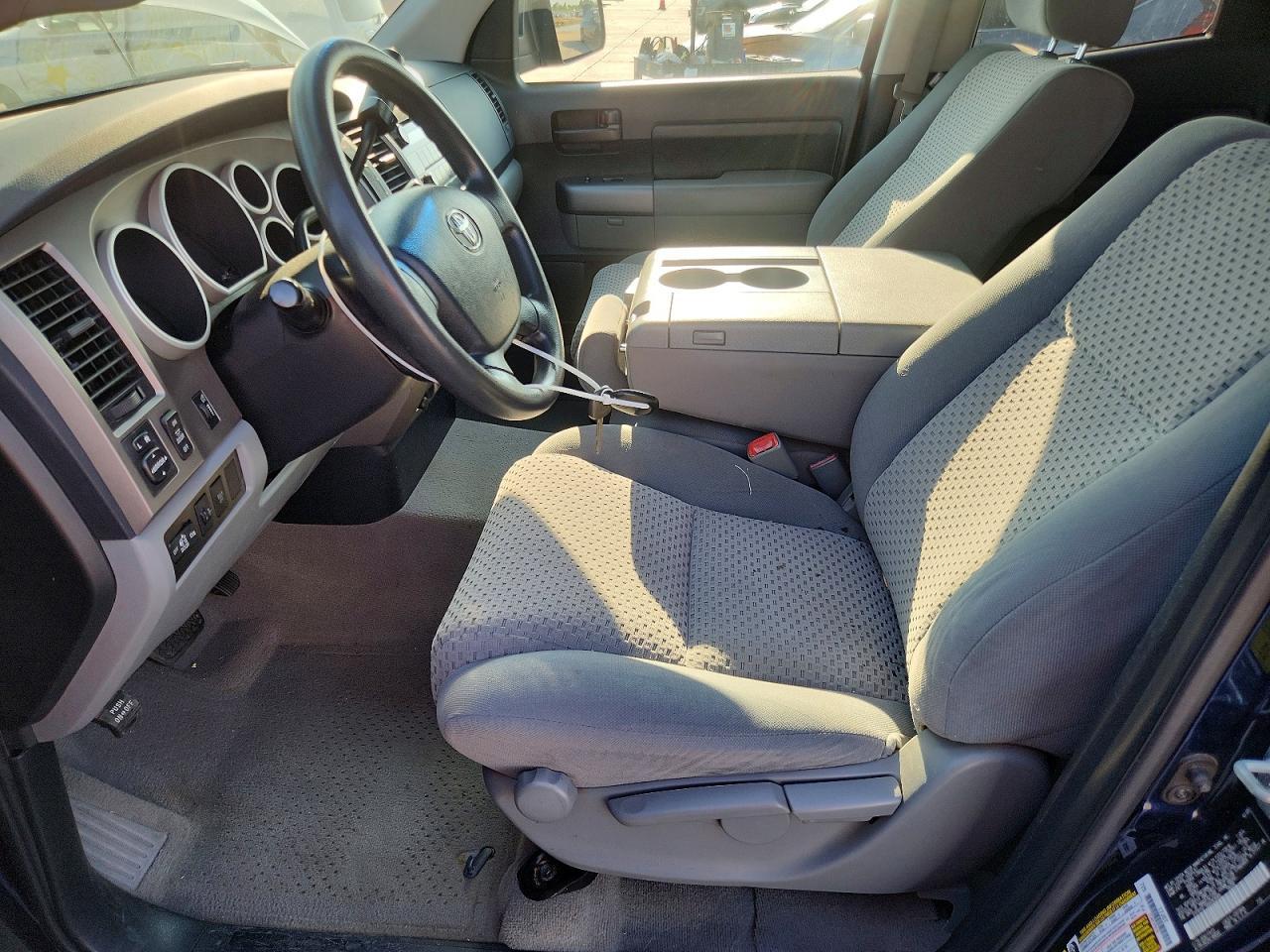 2010 Toyota Tundra Double Cab Sr5 - Image 7