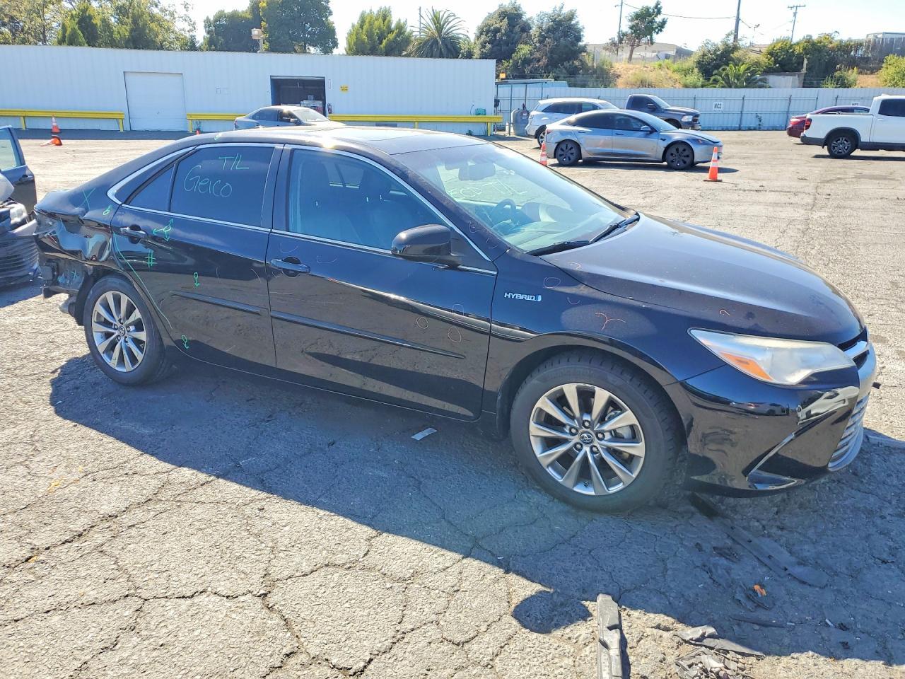 2017 Toyota Camry Hybrid Xle - Фото 4