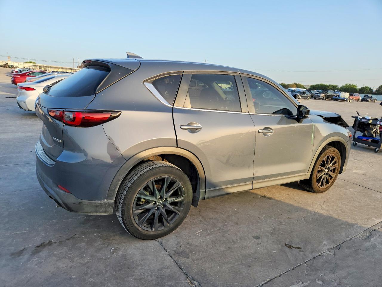2023 Mazda Cx-5 Preferred - Image 3