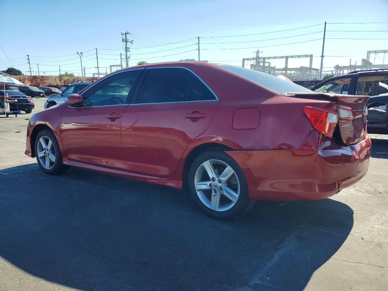 2014 Toyota Camry Se - Image 2