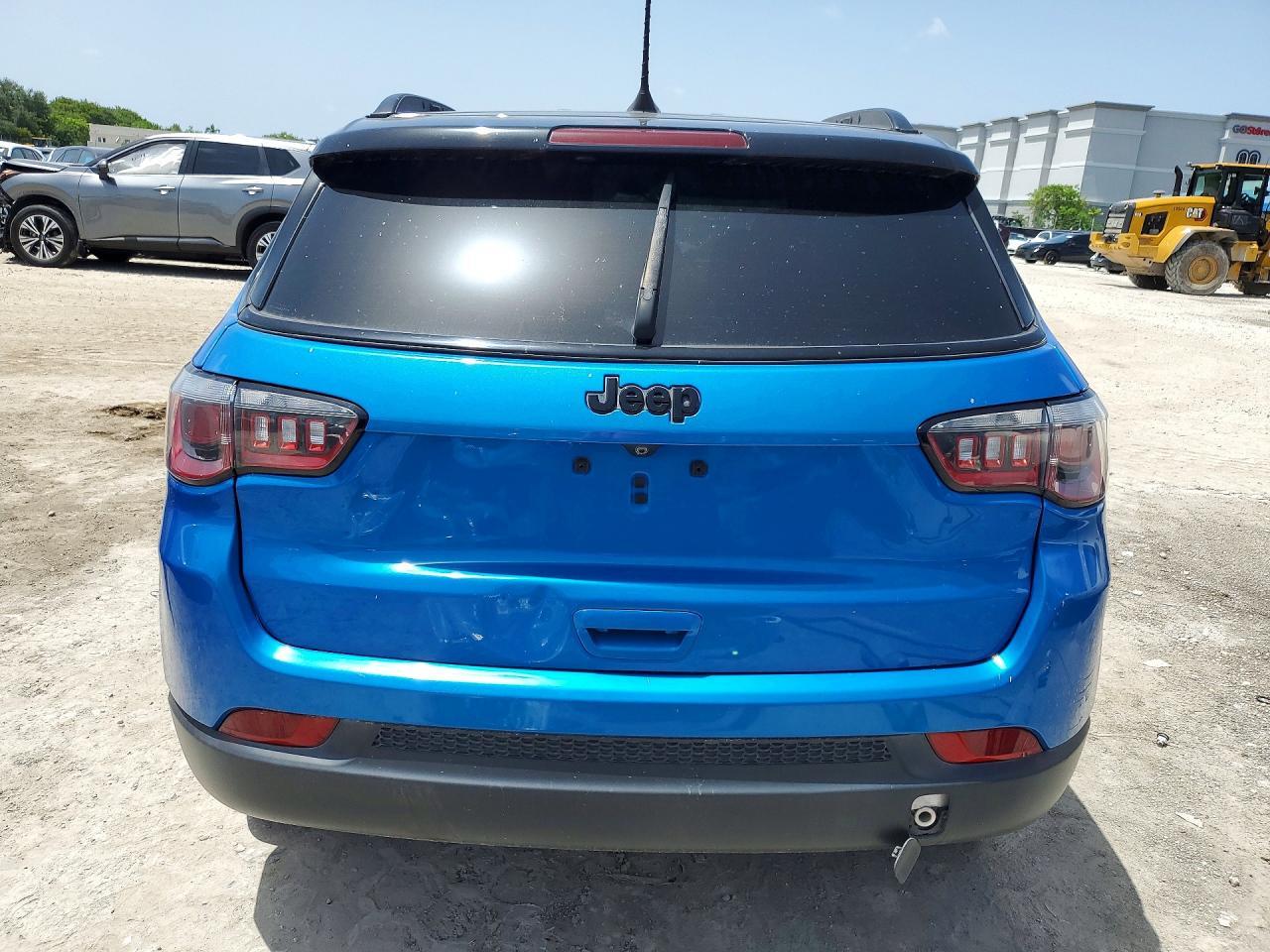 2019 Jeep Compass Latitude - Image 6
