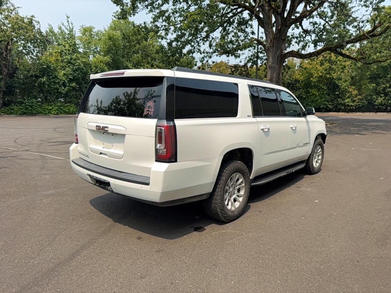 2019 GMC Yukon Xl K1500 Slt - Image 4