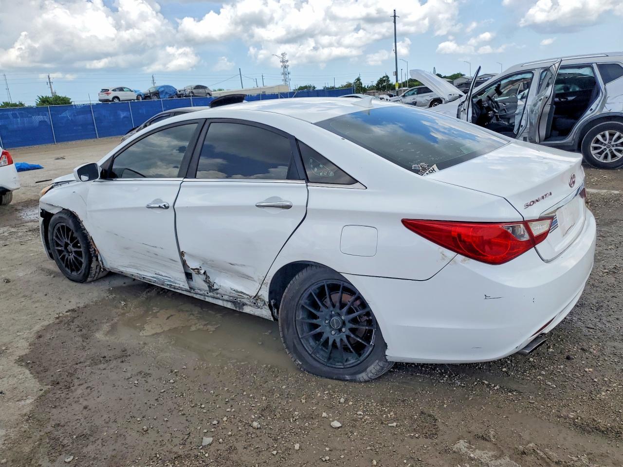 2013 Hyundai Sonata Se - Image 2