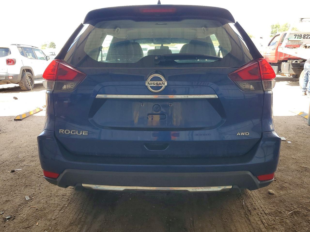 2017 Nissan Rogue S - Фото 6