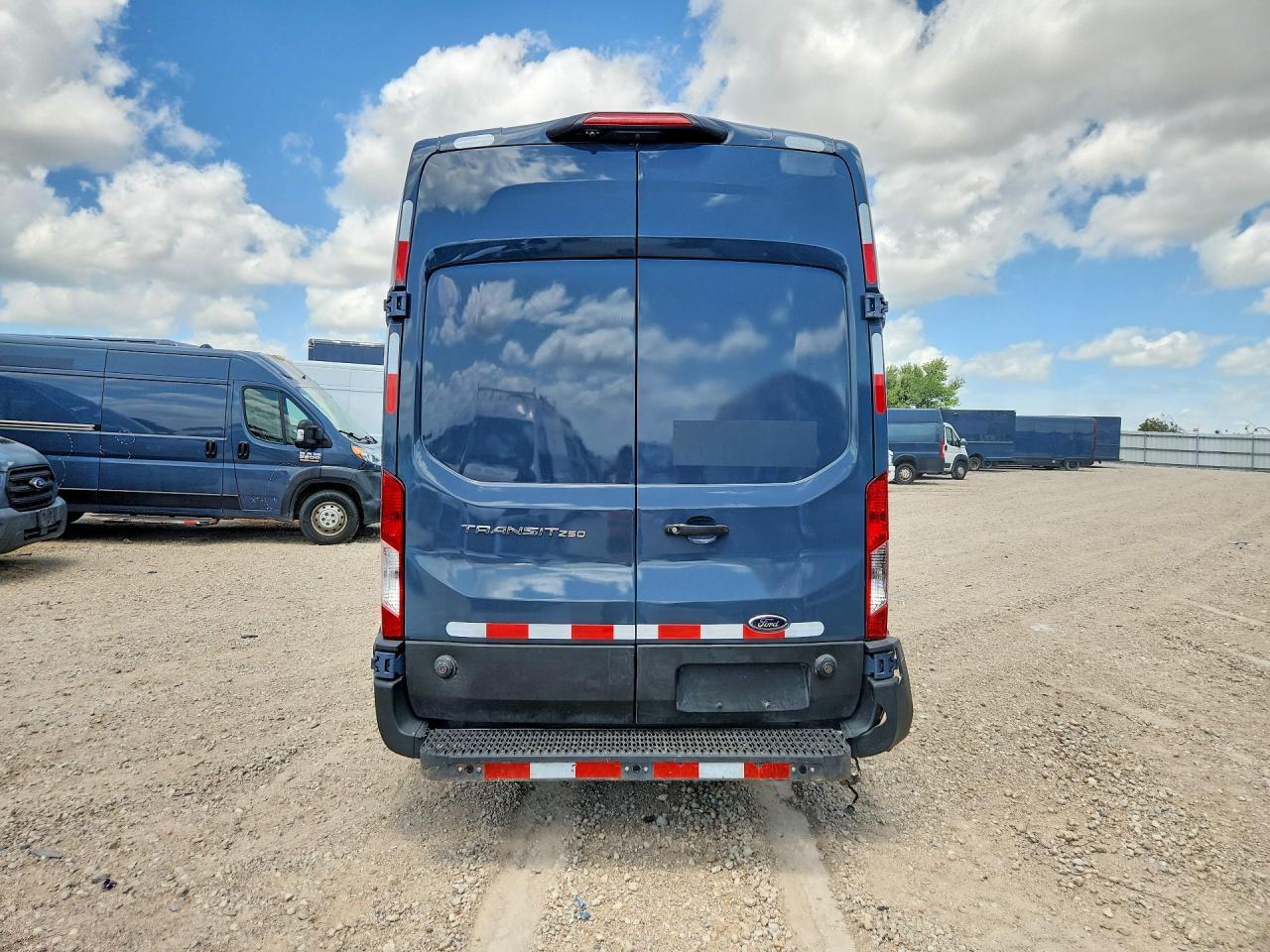 2020 Ford Transit T-250 - Фото 6