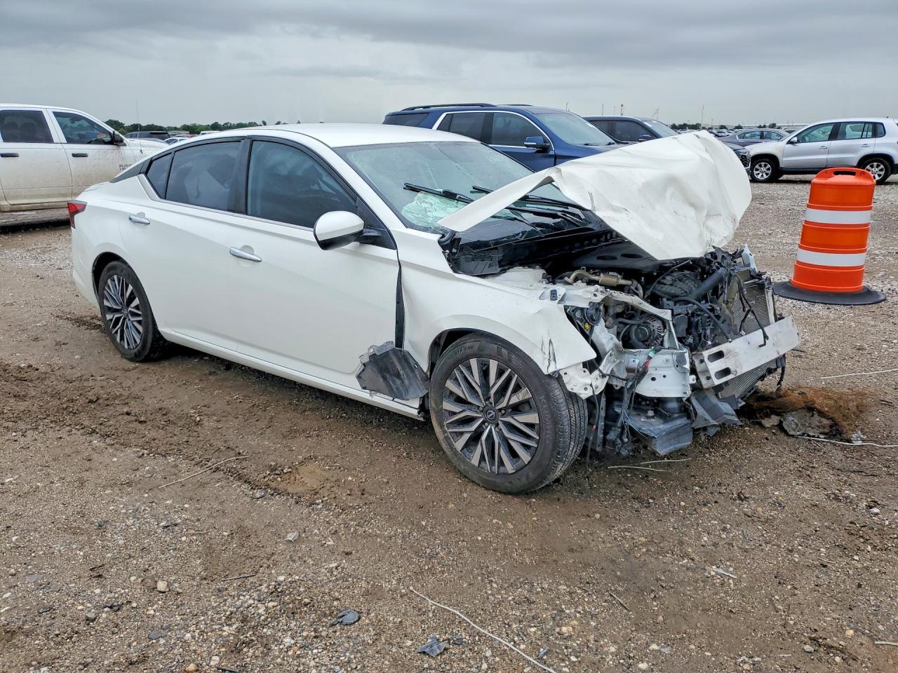 2020 Nissan Altima S - Image 4