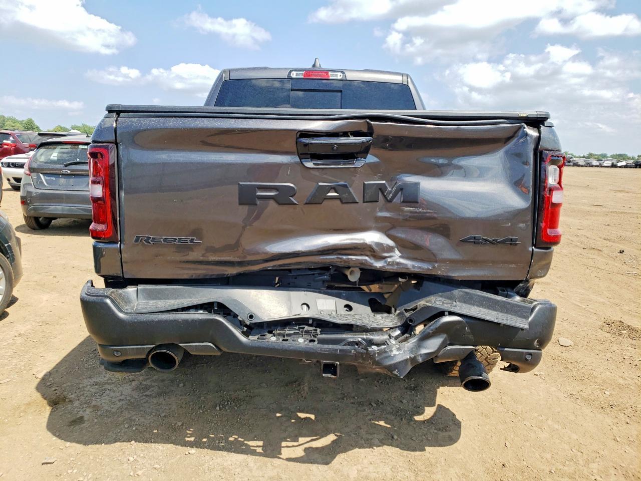 2025 Ram 1500 Rebel - Фото 6