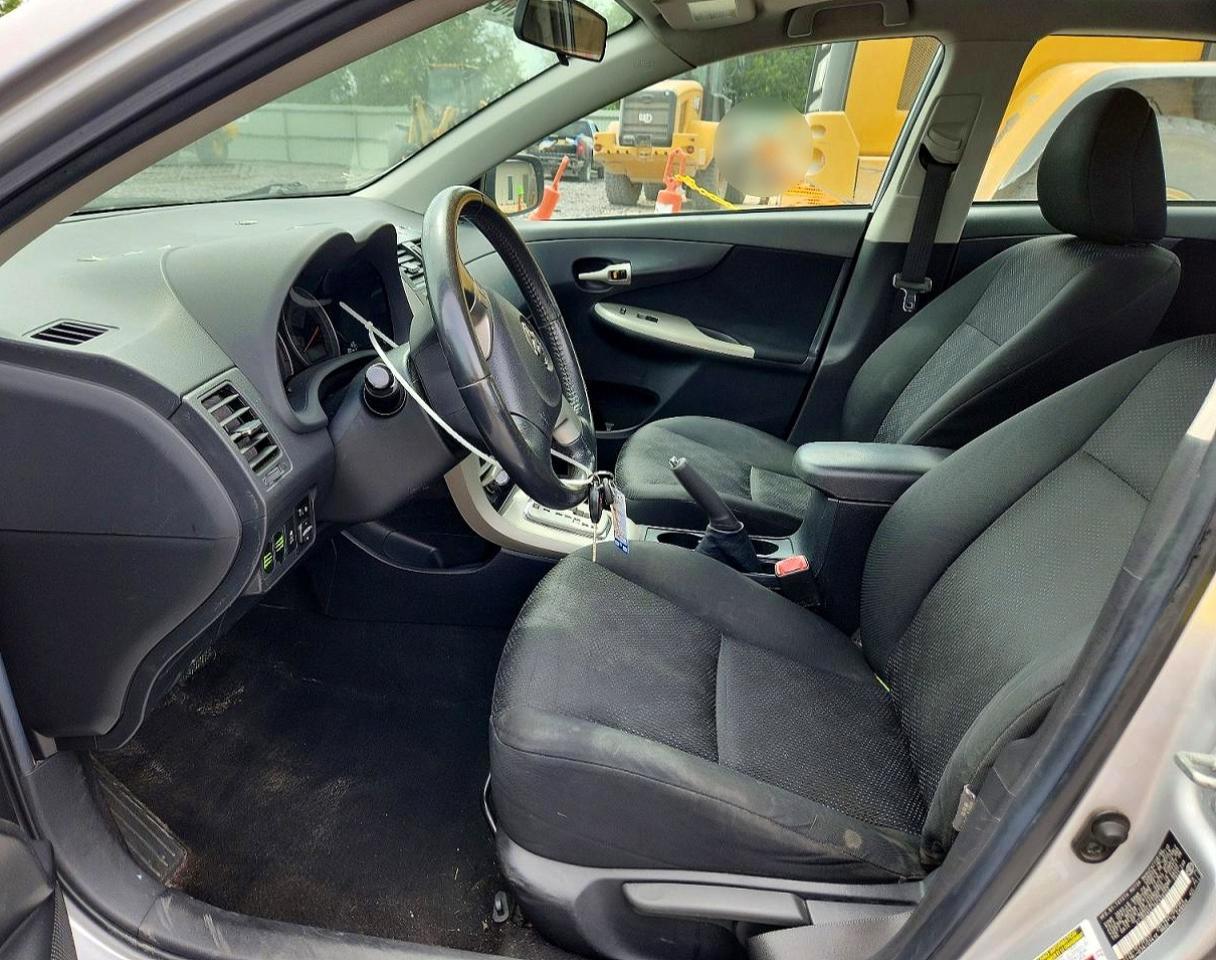 2010 Toyota Corolla S - Фото 7