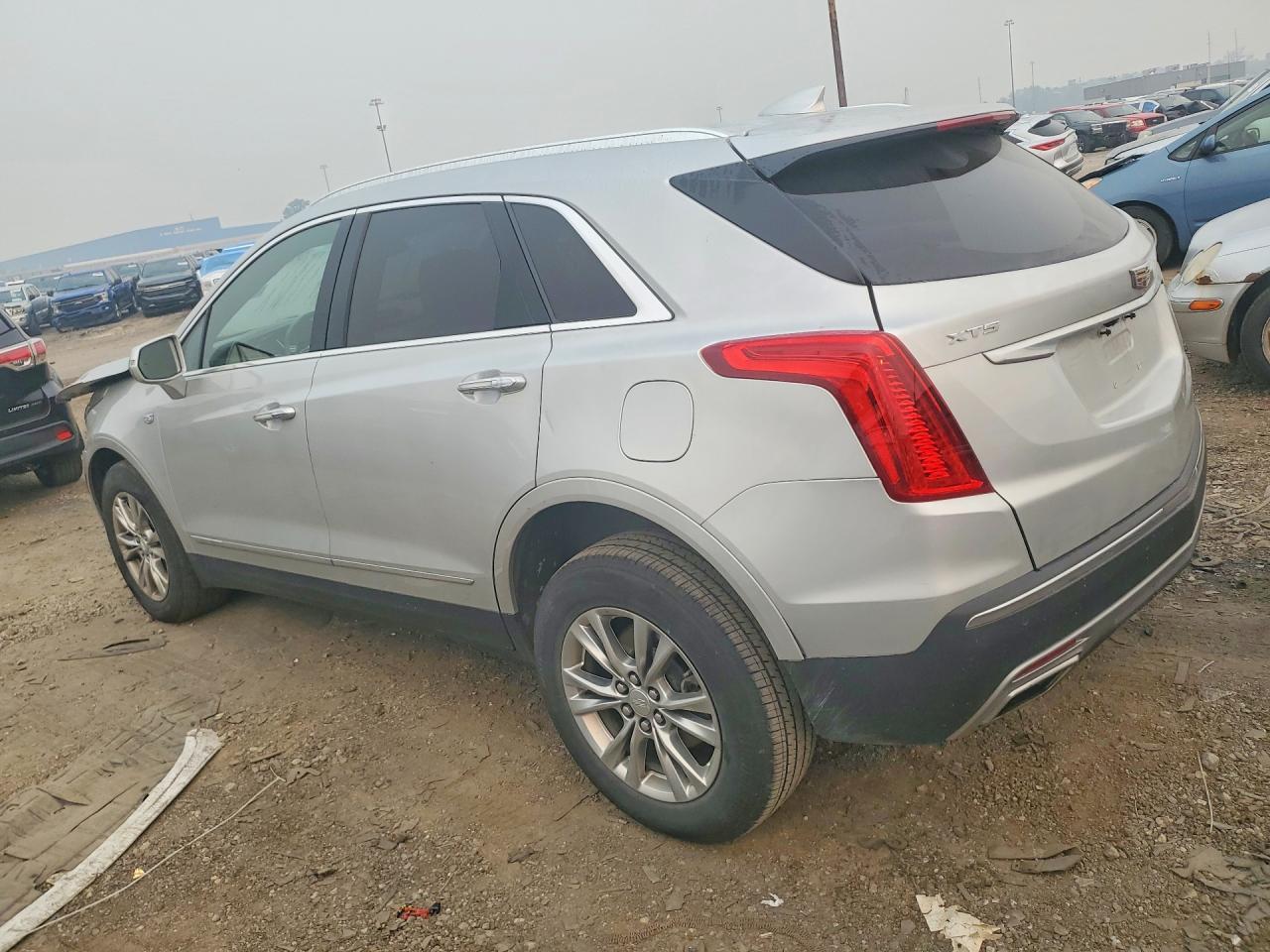 2020 Cadillac Xt5 Premium Luxury - Image 2