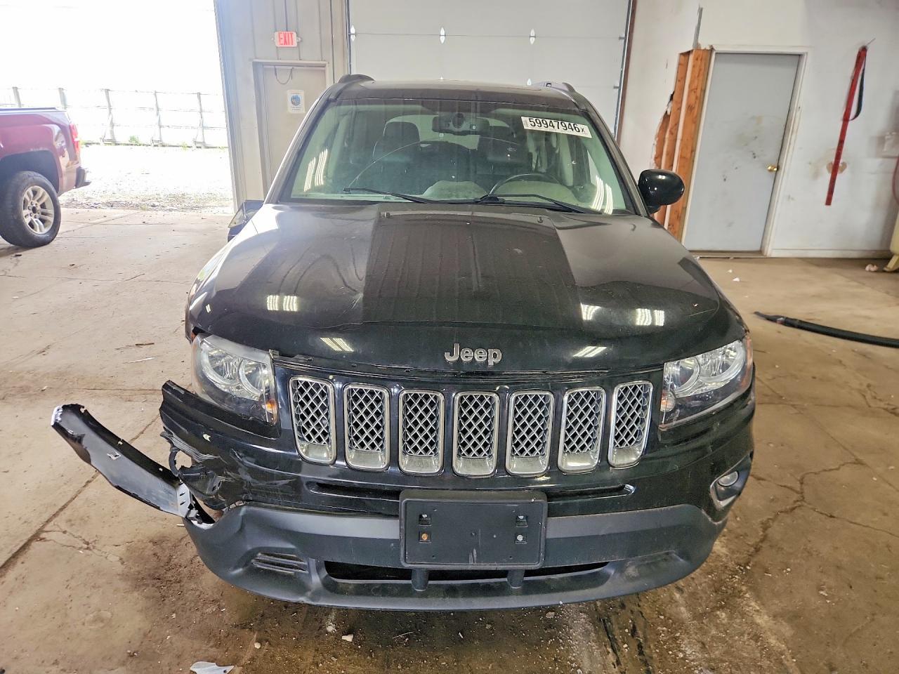 2017 Jeep Compass Latitude - Image 5