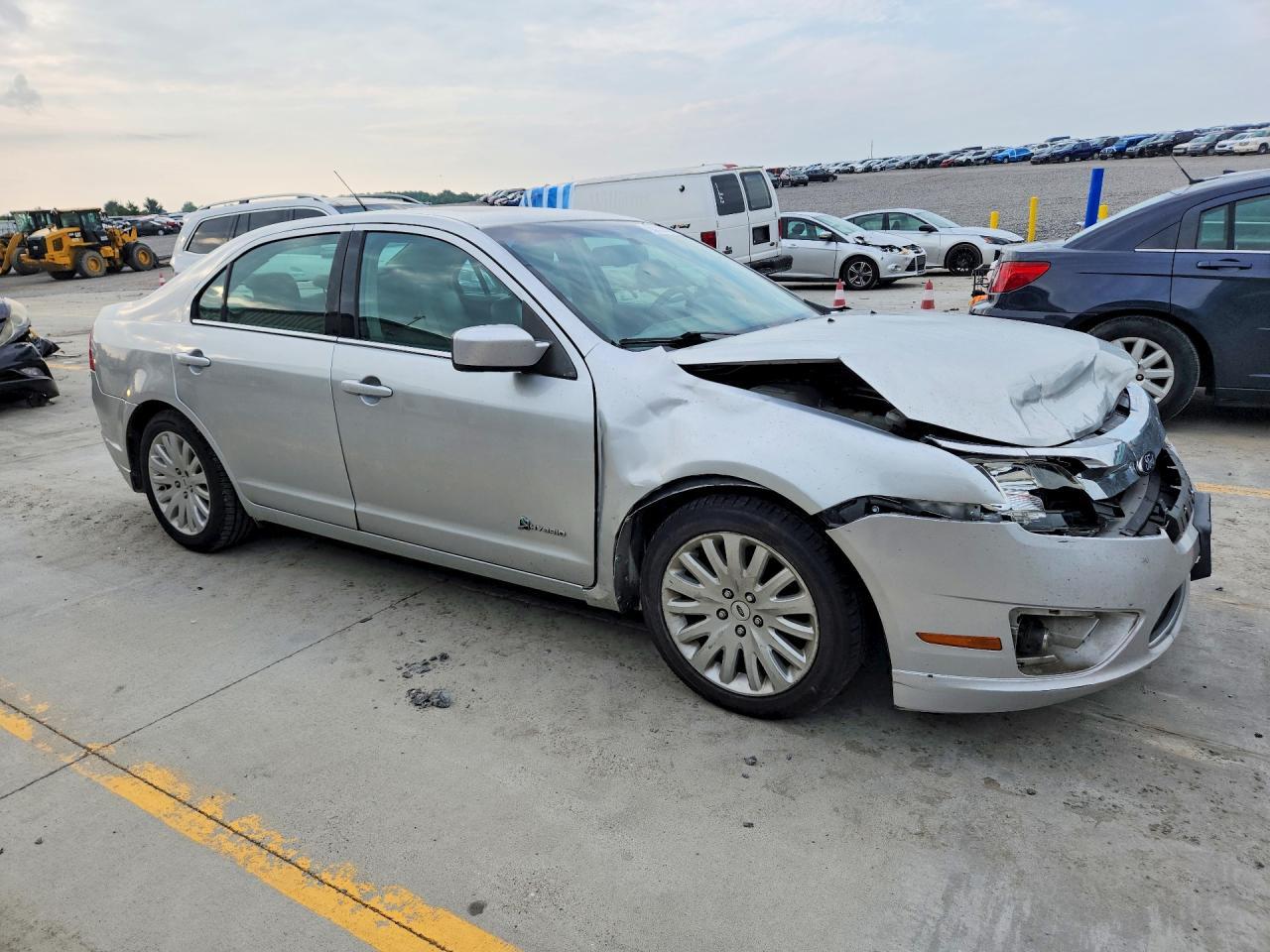 2010 Ford Fusion Hybrid - Фото 4