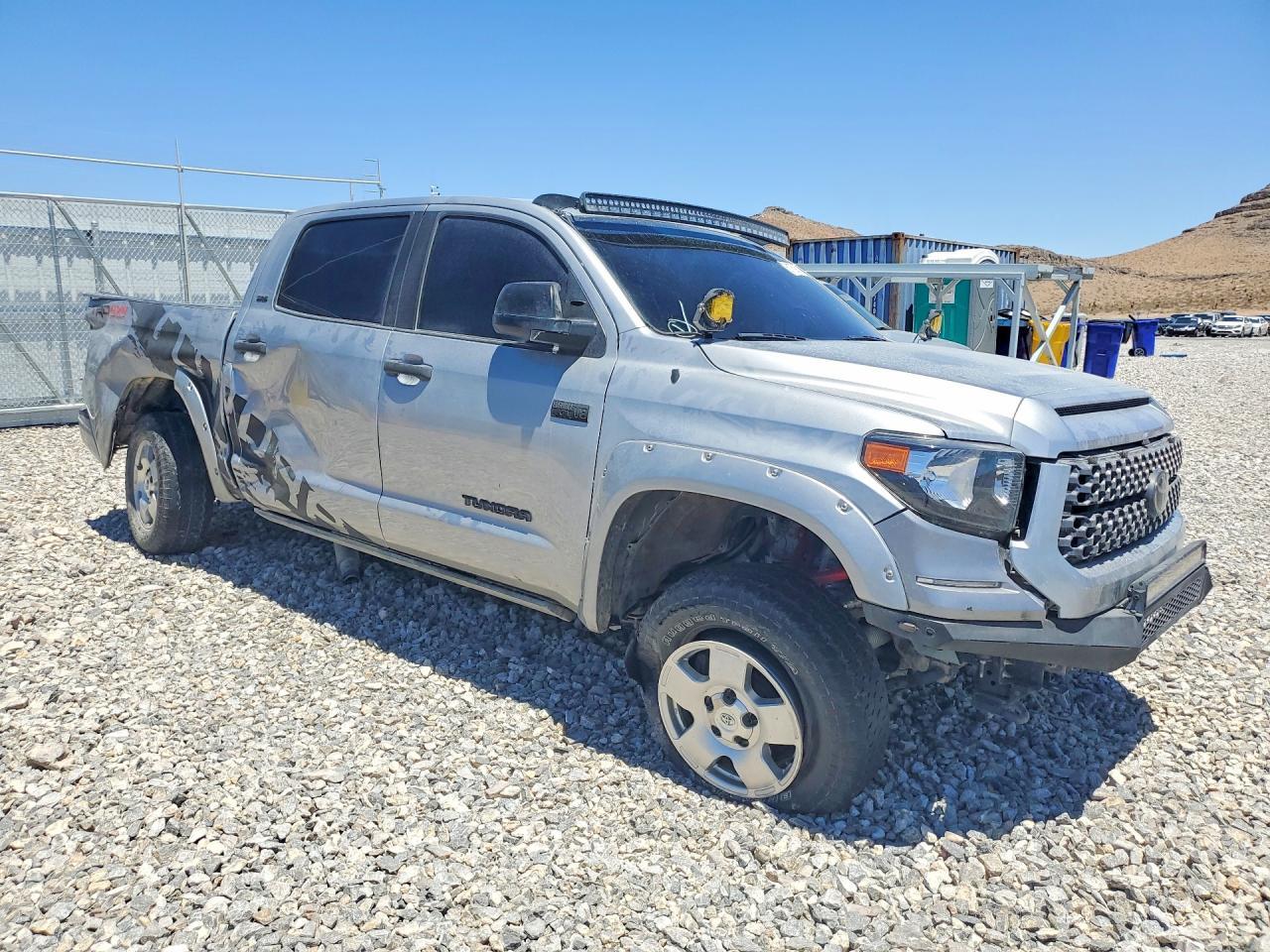 2017 Toyota Tundra Sr5 - Image 4