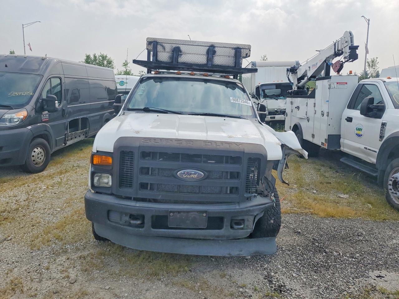2010 Ford F350 Super Duty - Фото 5