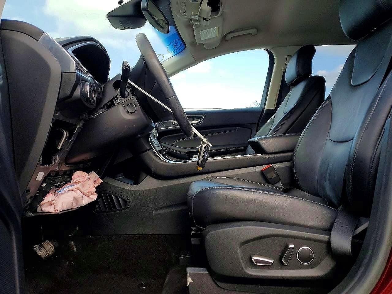 2019 Ford Edge Titanium - Image 7