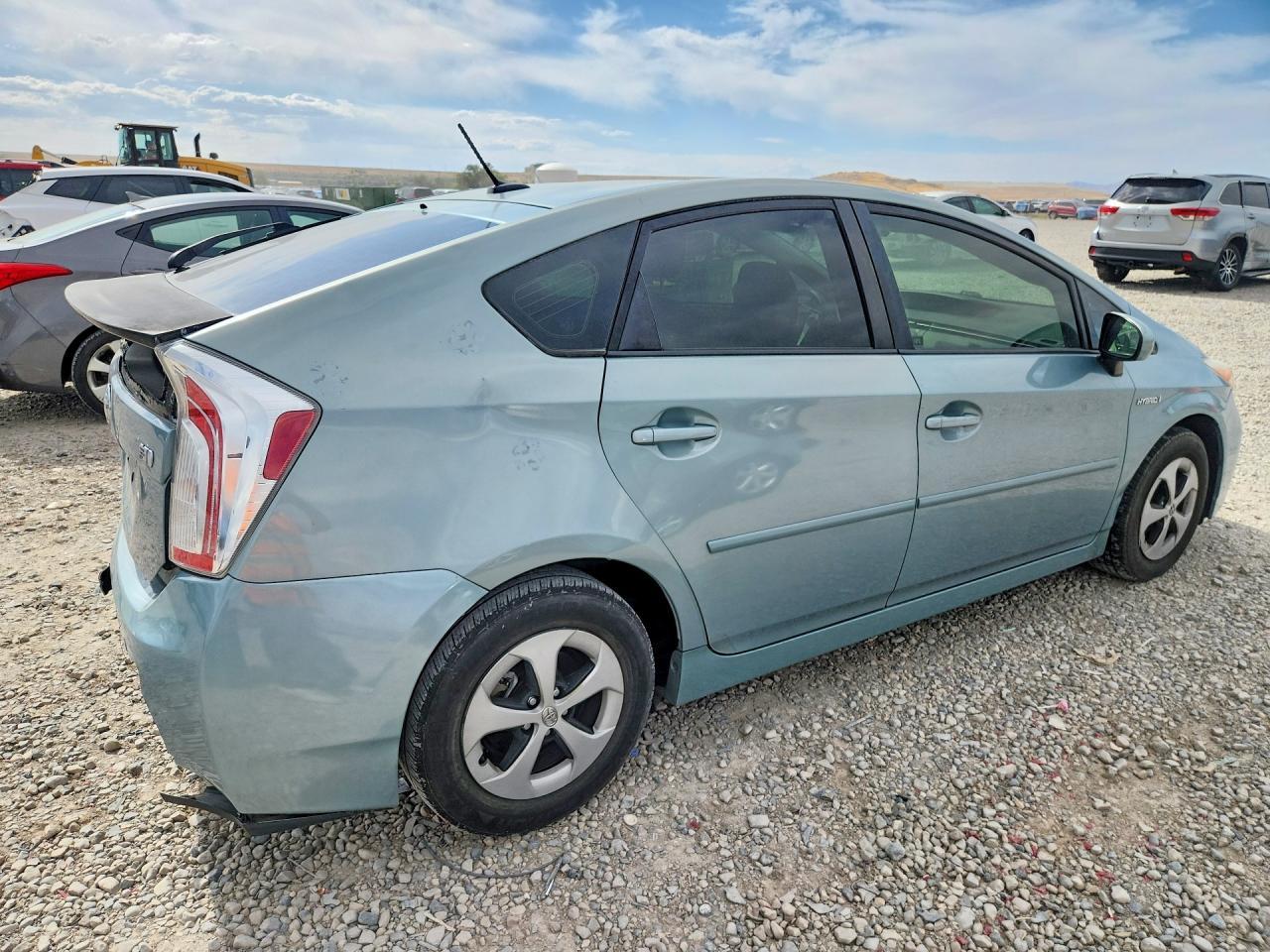 2013 Toyota Prius Three - Фото 3