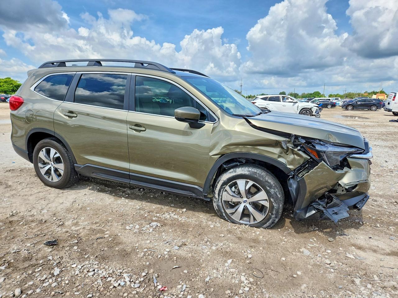 2025 Subaru Ascent Premium - Image 4