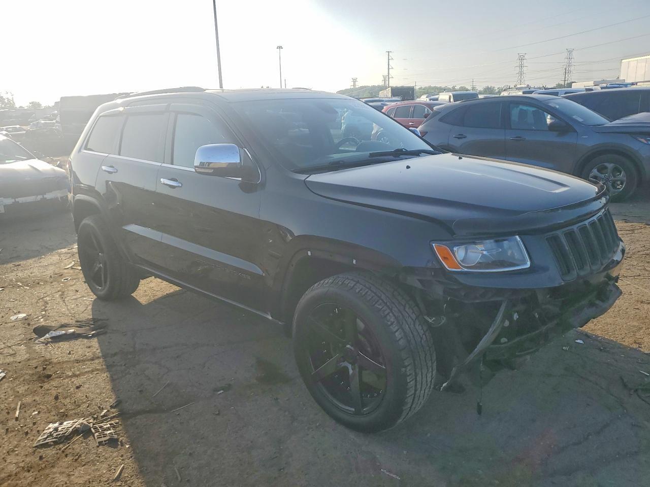 2014 Jeep Grand Cherokee Limited - Image 4