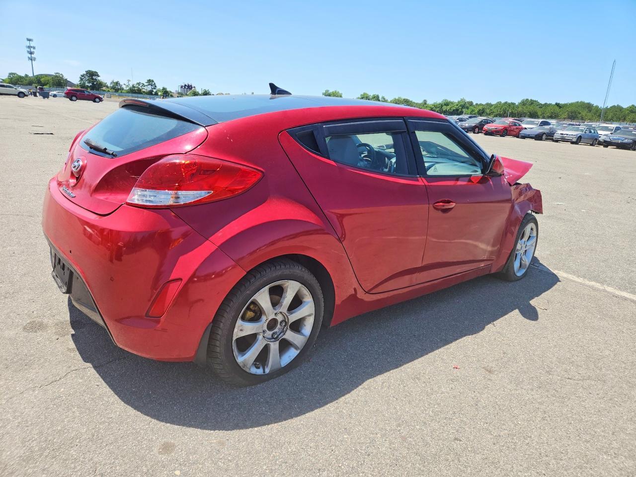 2012 Hyundai Veloster Base - Image 3