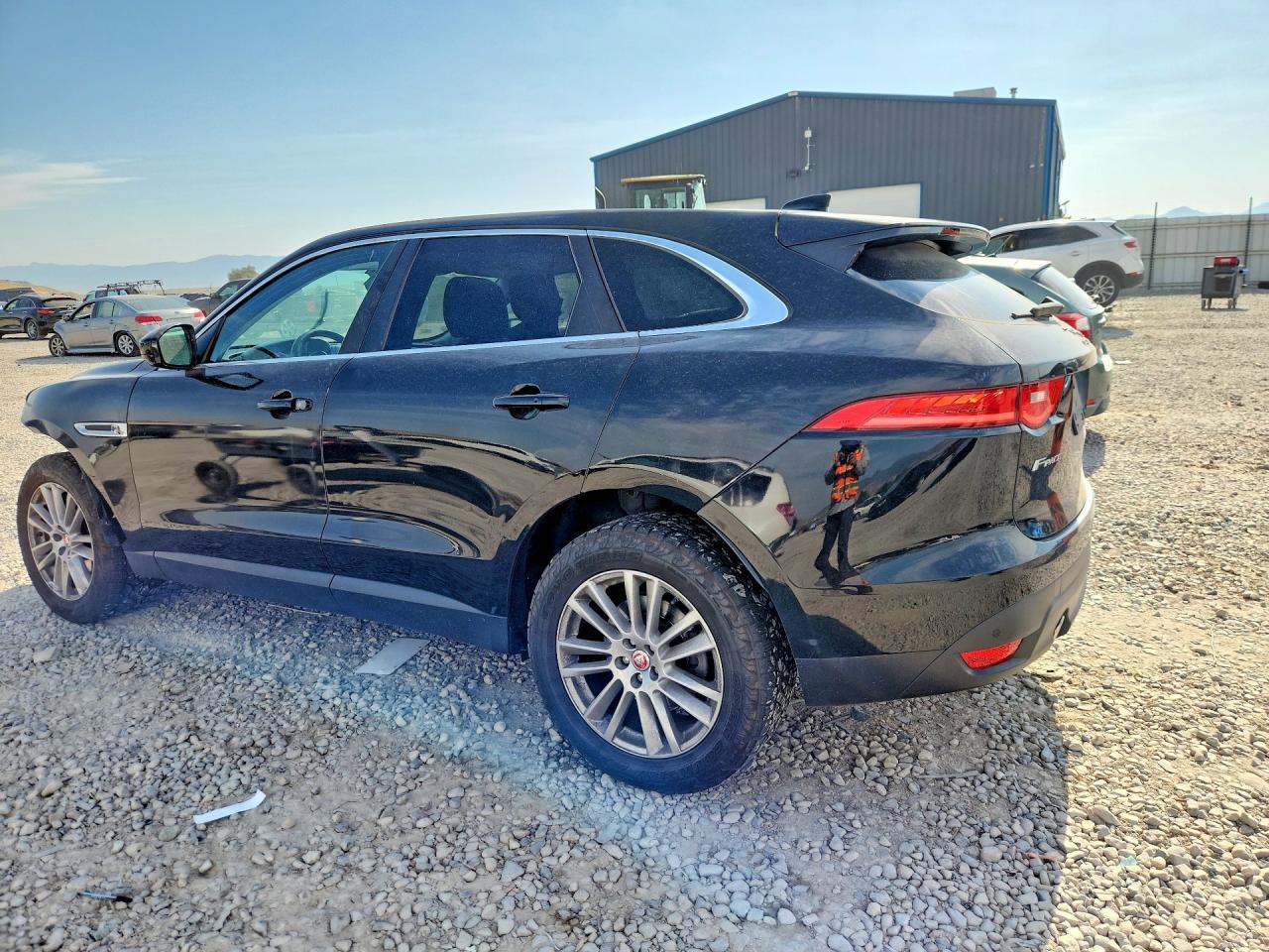 2020 Jaguar F-Pace Prestige - Фото 2