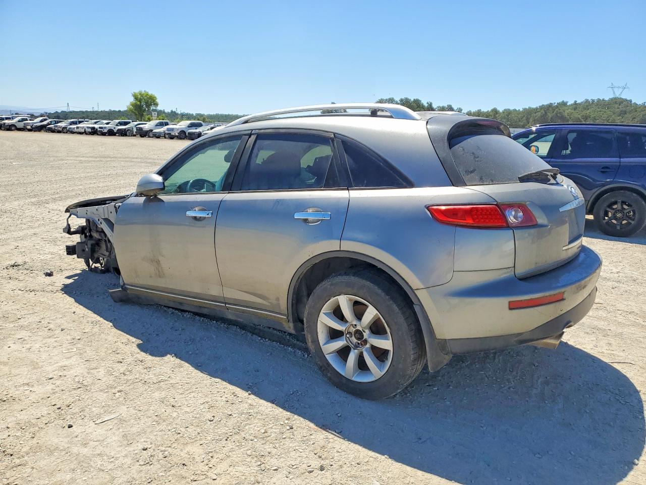 2004 Infiniti Fx35 Base - Фото 2
