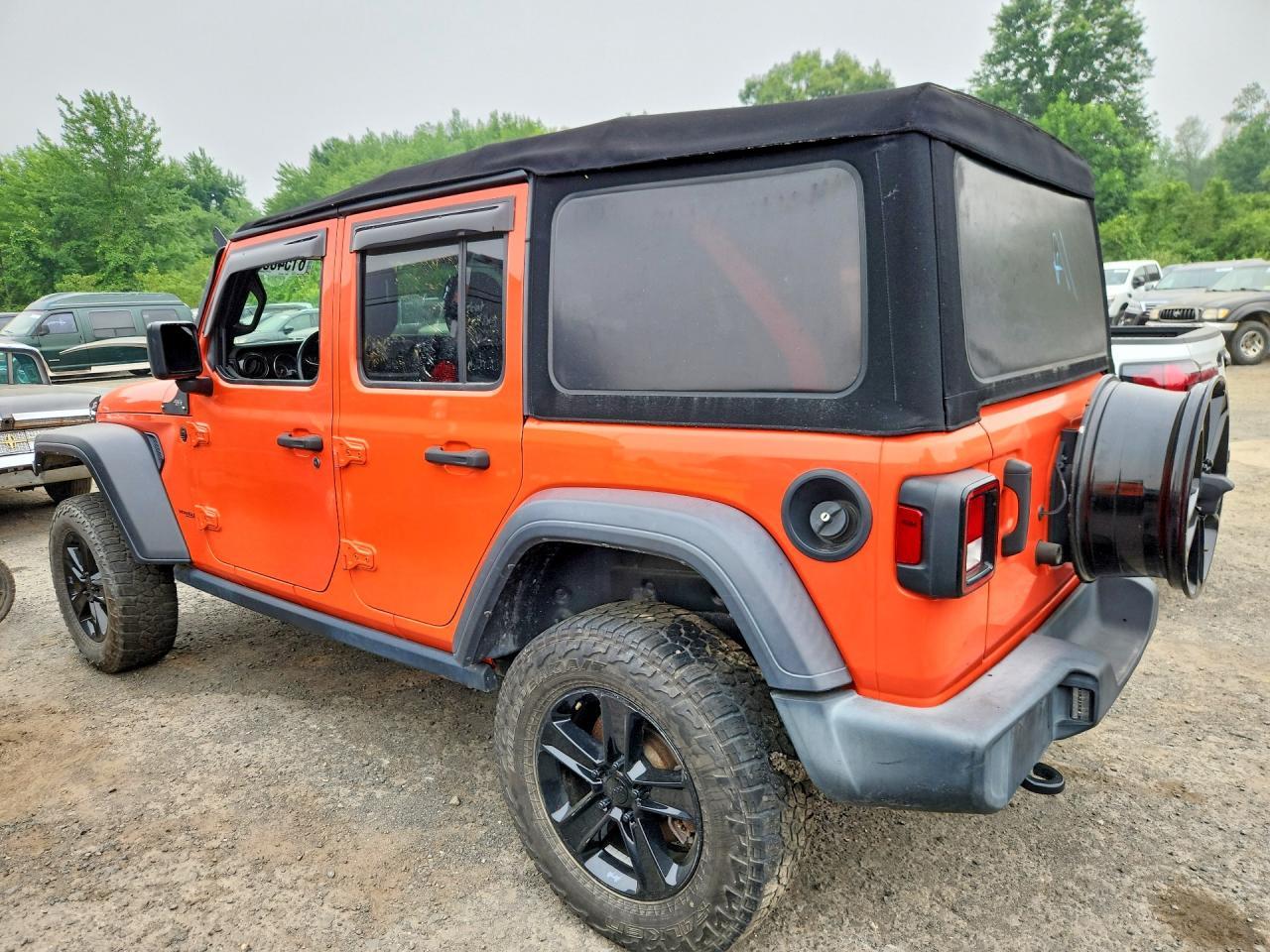2020 Jeep Wrangler Unlimited Sport - Фото 2