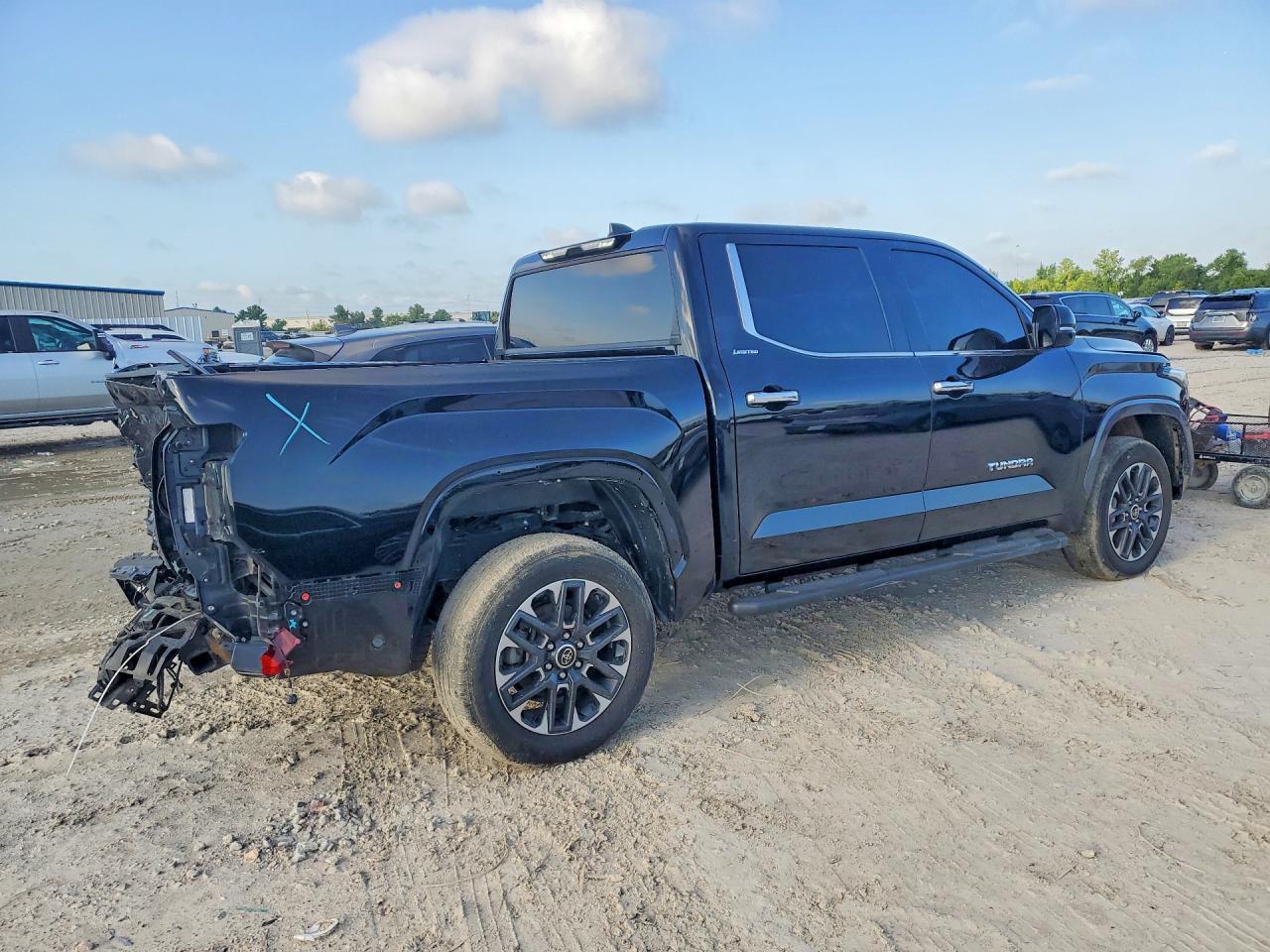 2024 Toyota Tundra Crewmax Limited - Фото 3