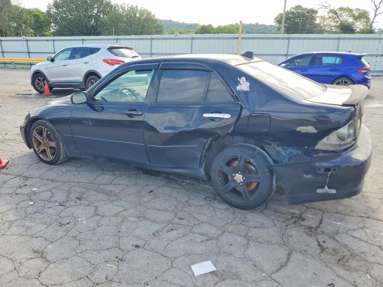 2002 Lexus Is 300 Base - Image 2