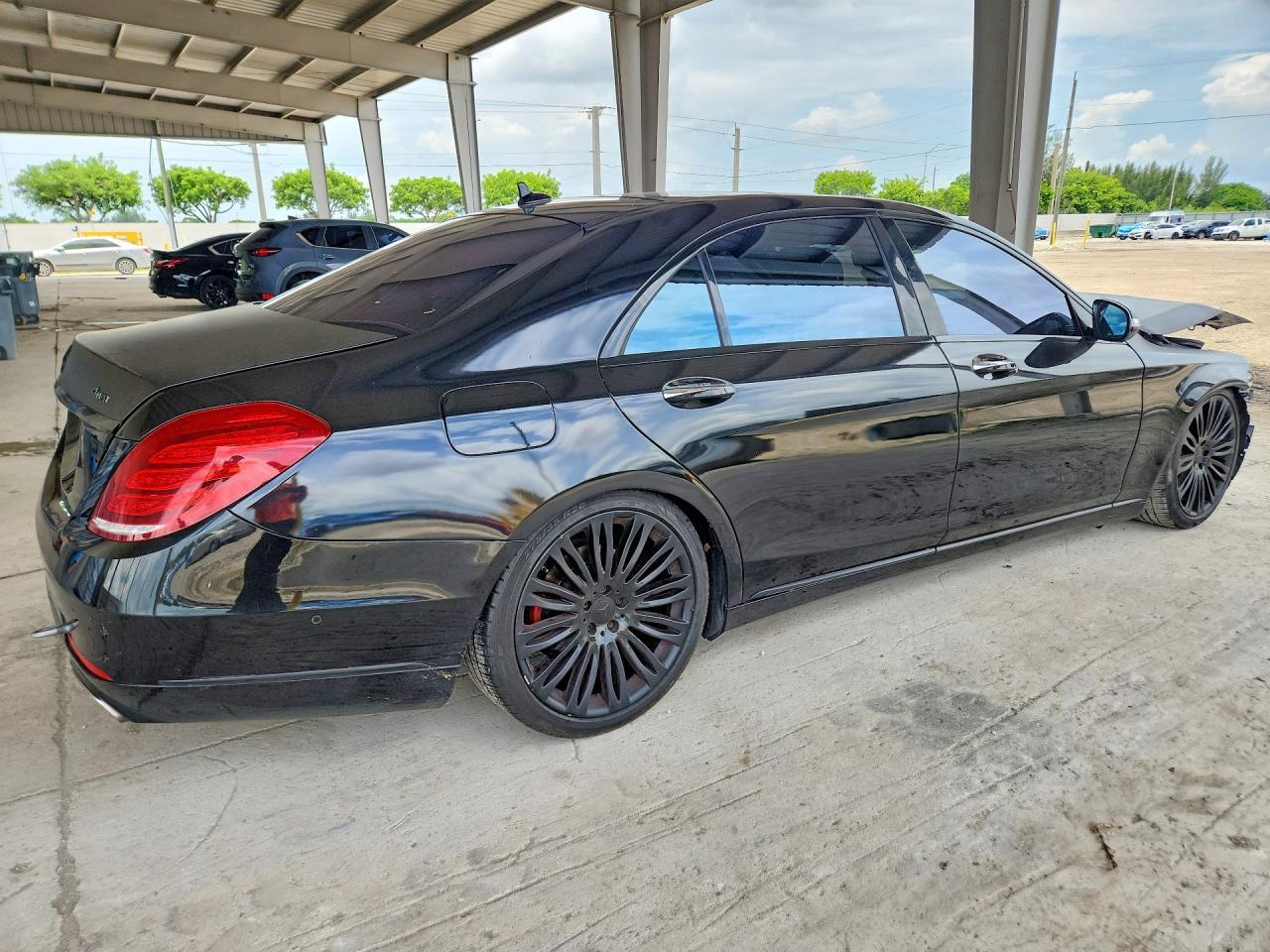 2017 Mercedes-Benz S 550 4Matic - Image 3