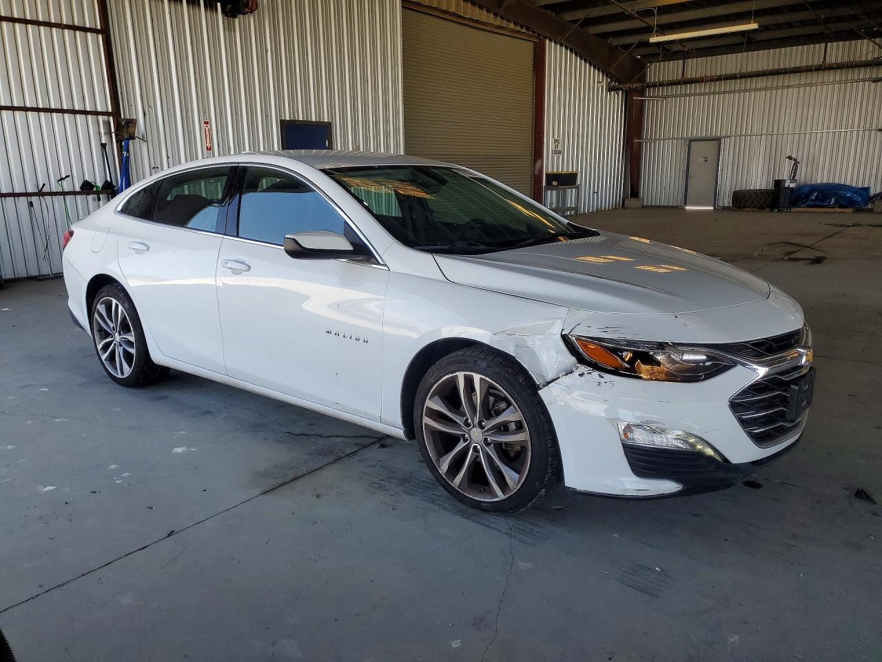 2021 Chevrolet Malibu Lt - Image 4