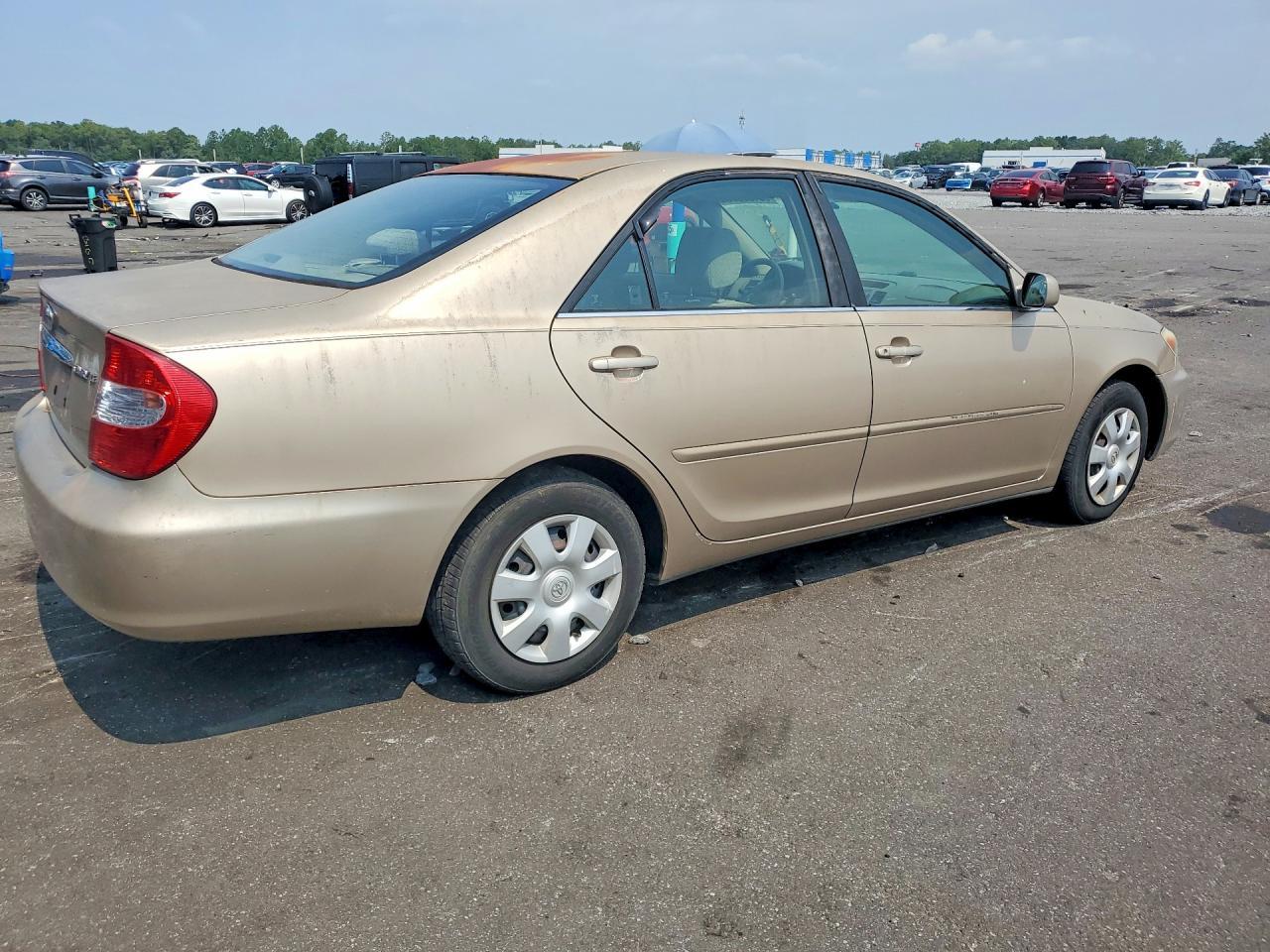 2003 Toyota Camry Le - Image 3