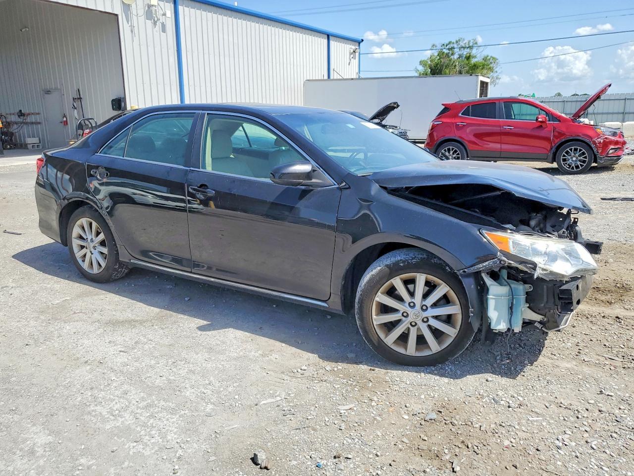 2012 Toyota Camry Xle V6 - Image 4